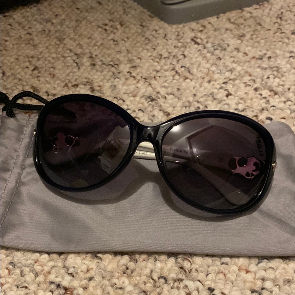 Winslet Women Butterfly Sunglasses